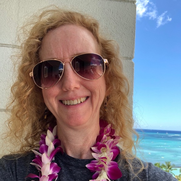 Meet your Posher, Darleen - Picture 2 of 2